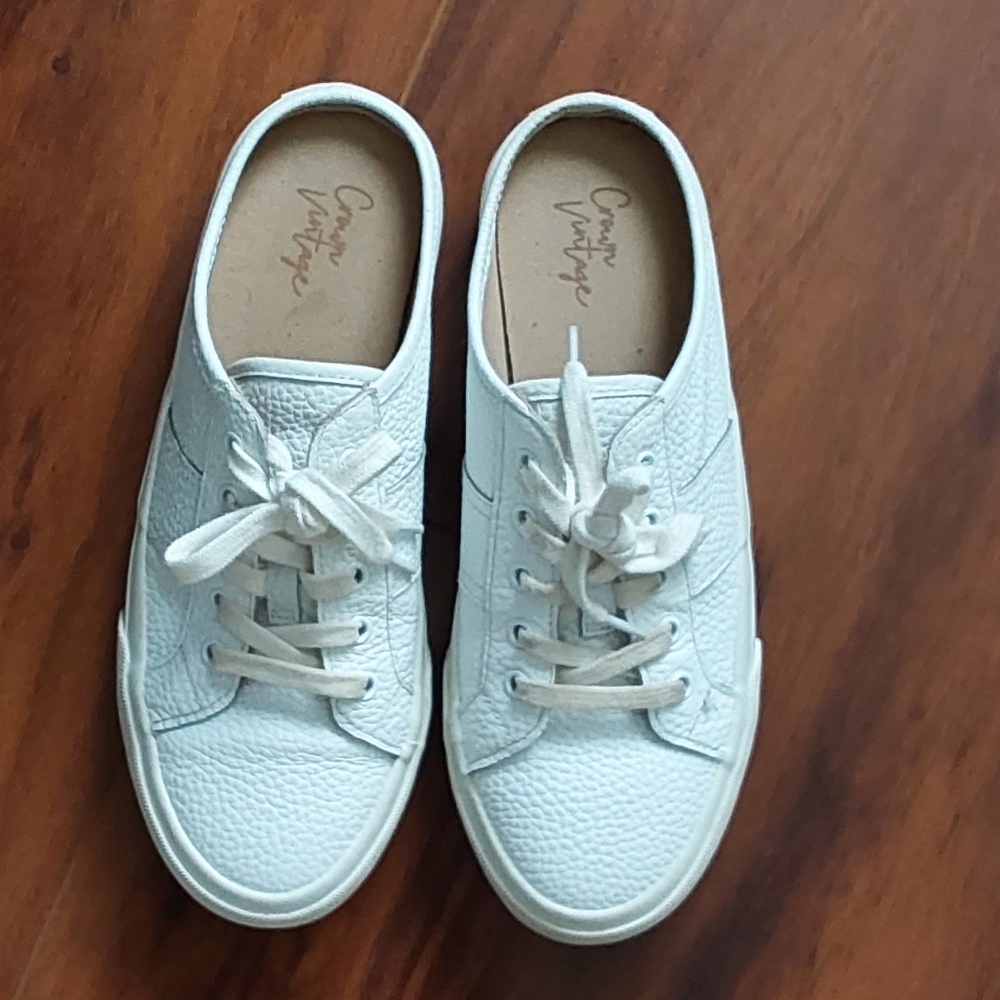 Slip on sneakers